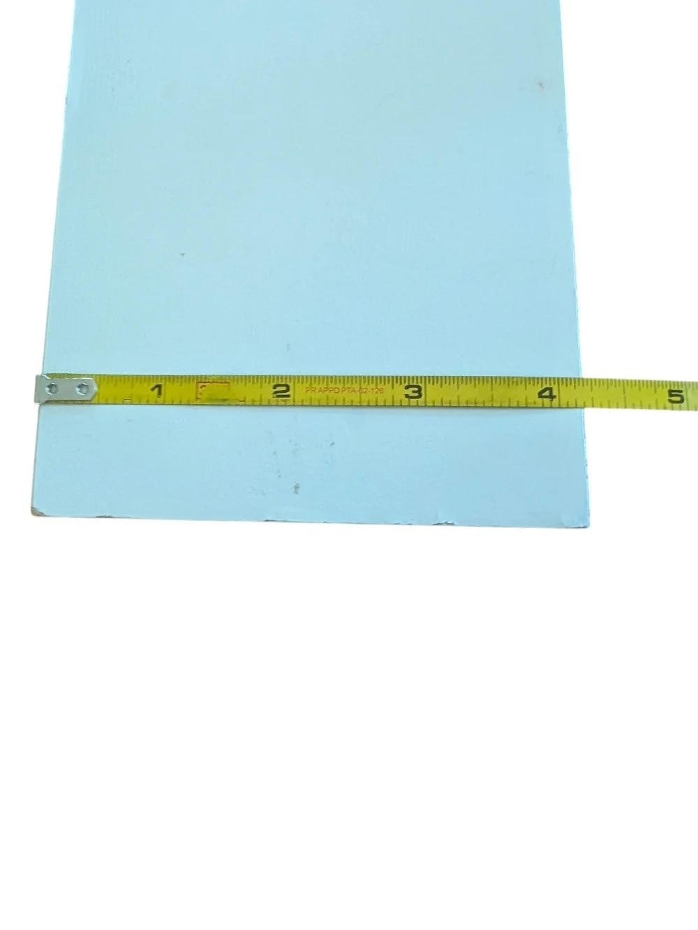 White Decorative Wall Shelf with Scalloped Apron